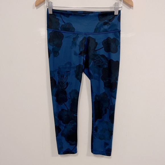 Lululemon Wunder Under Crop II *Full-On Luxtreme Jumbo Inky Floral 4 - Picture 10 of 16